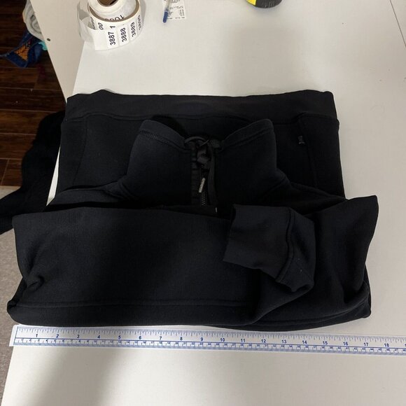 Lululemon Black Fleece-Lined Light Fall Athletic Jacket Women's Size 6 - Picture 9 of 10